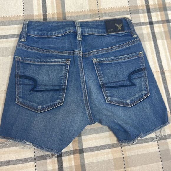 American Eagle High Rise Shortie jean shorts - Picture 3 of 8